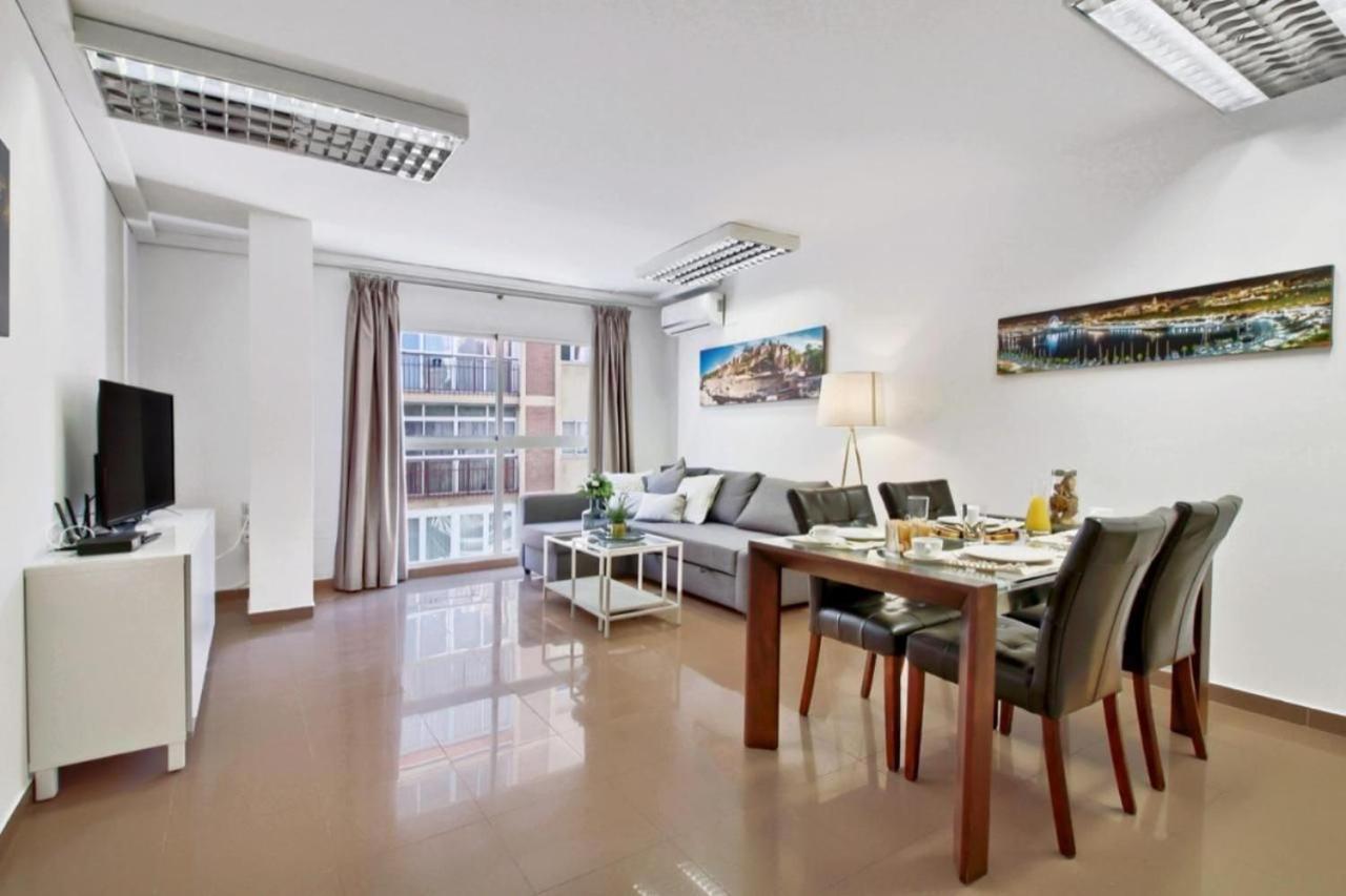 Amplio Piso Con Terraza Appartement Málaga Buitenkant foto